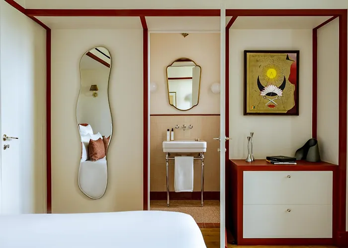 Junot Hotel